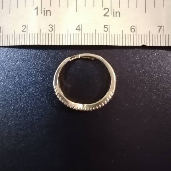 Colorful ring. - Picture 2 of 7